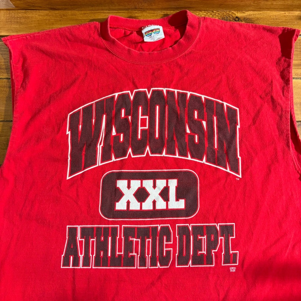 Vtg‎ UW Wisconsin Athletic Dept Tank Top Mens XL Red 20/20 Sport Muscle Tee USA